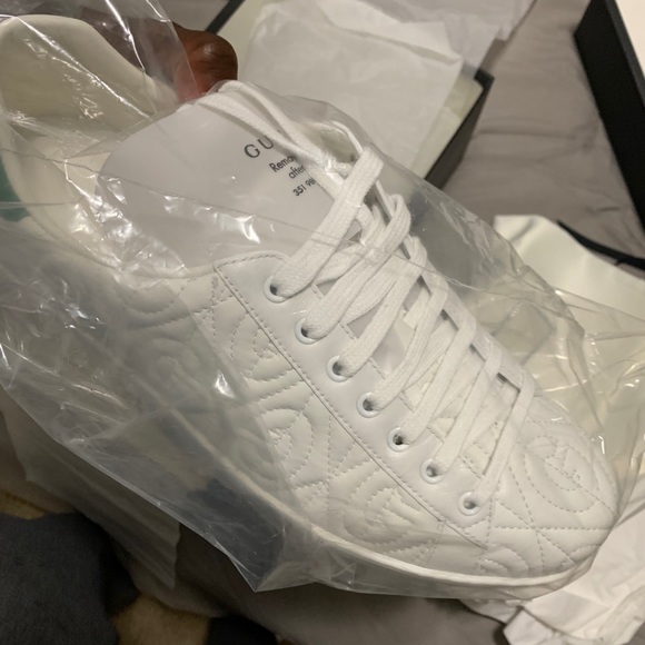 Gucci shoes and Gucci shirt brad new receipts - Picture 7 of 10